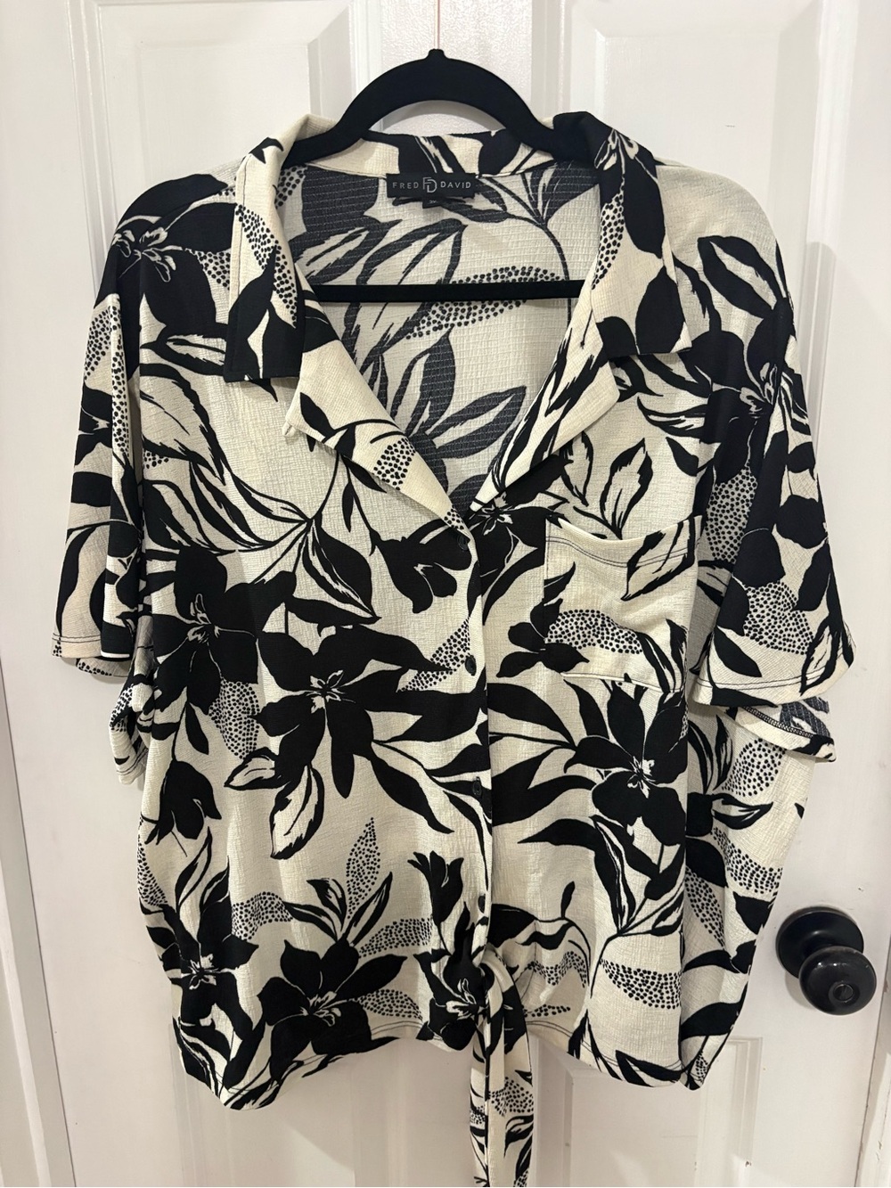Fred David 3X Black Ivory Tropical Floral Tie Front Blouse Plus Size